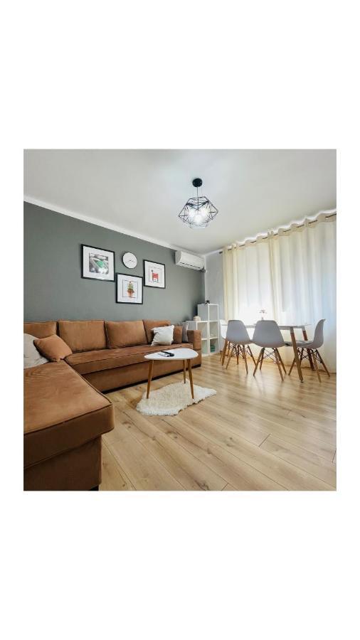 Luel Central Apartament Tirana Exterior photo